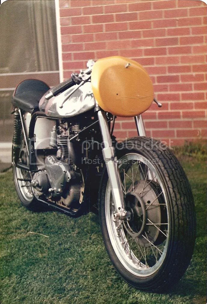 TRIUMPH T 100 R / T 100 RR . 1955/57 .