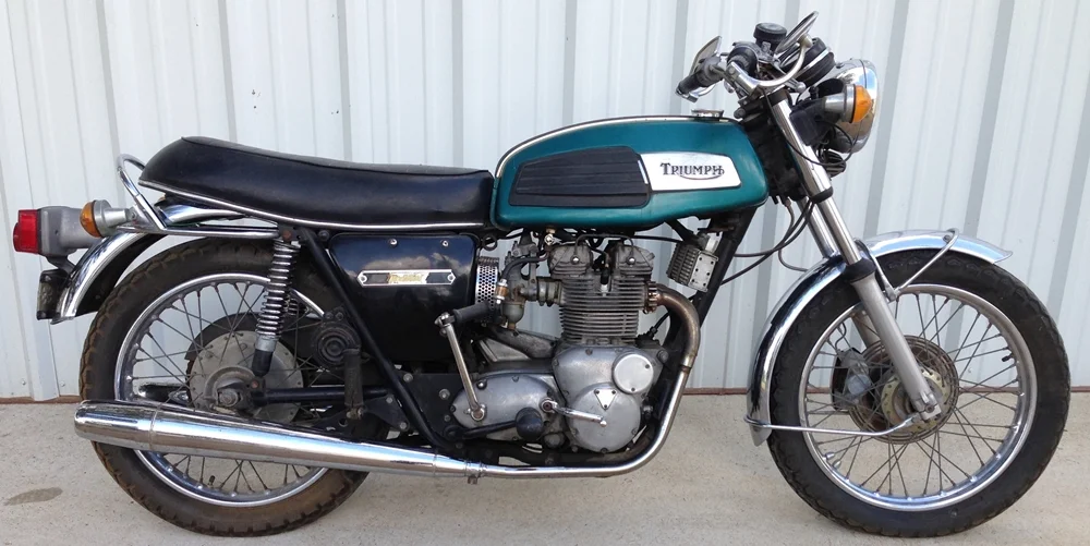 Pictures of your Triumph T160 or similar .