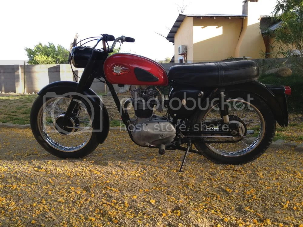 BSA C15 Star