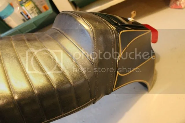 Dunstall fairing / tank / seat / fender -question