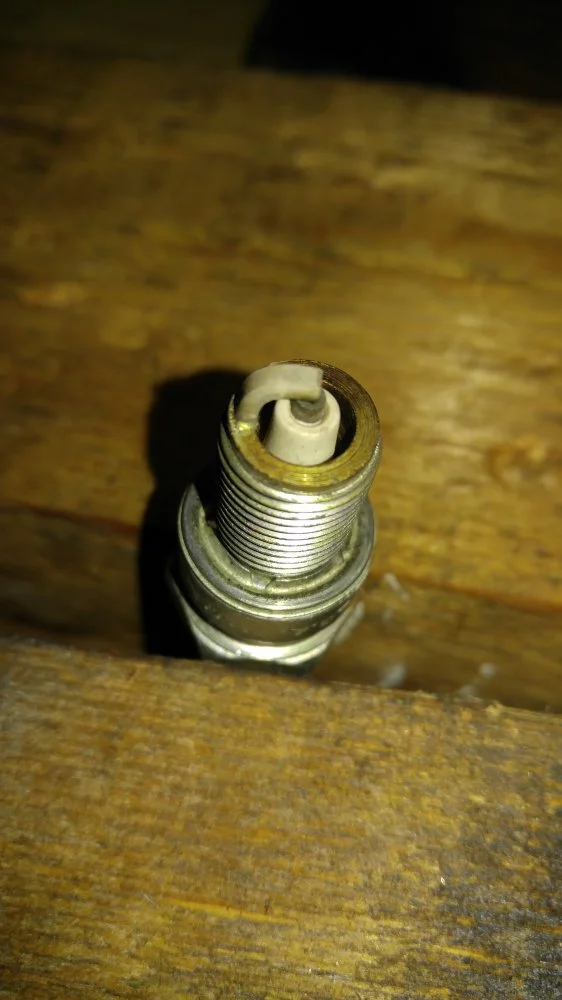 Atlas Spark Plug Color