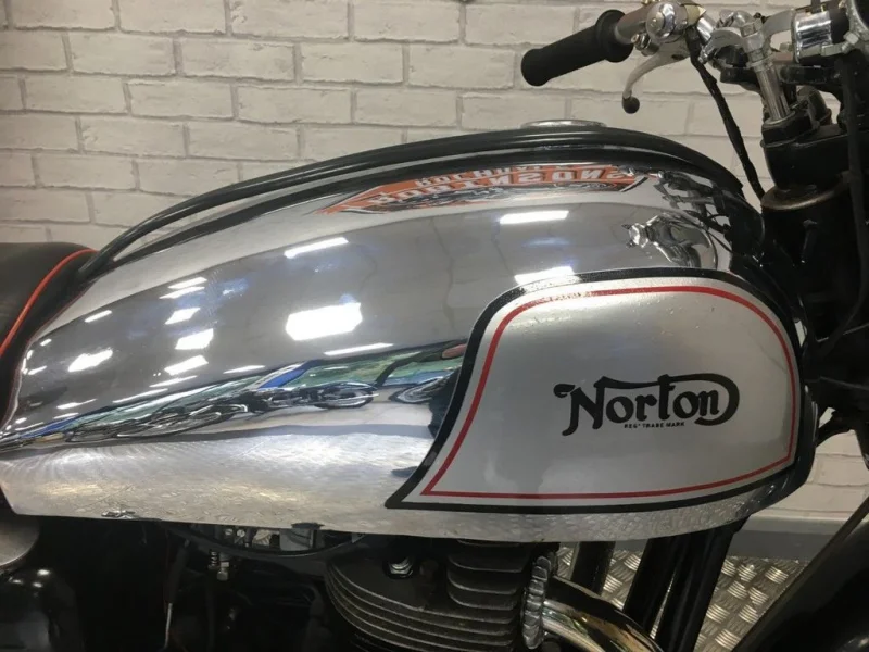 Norton 961 Alloy Tank