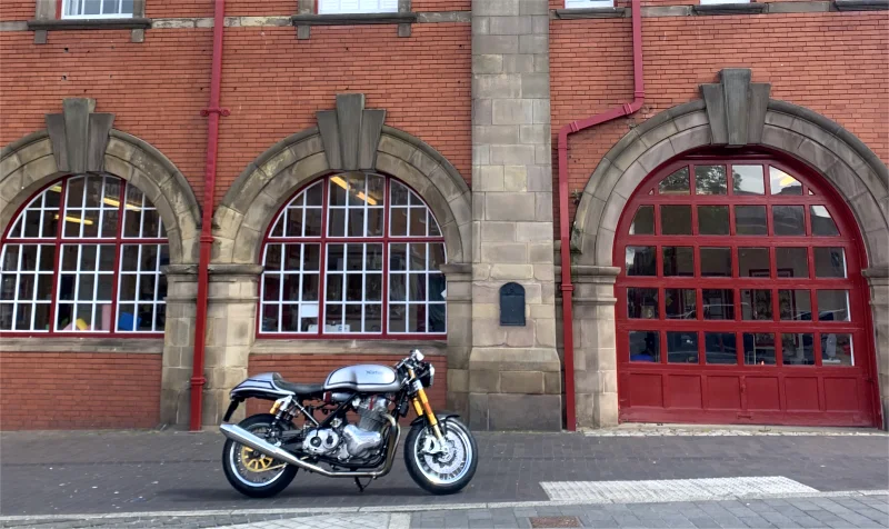 Pictures of your Norton 961