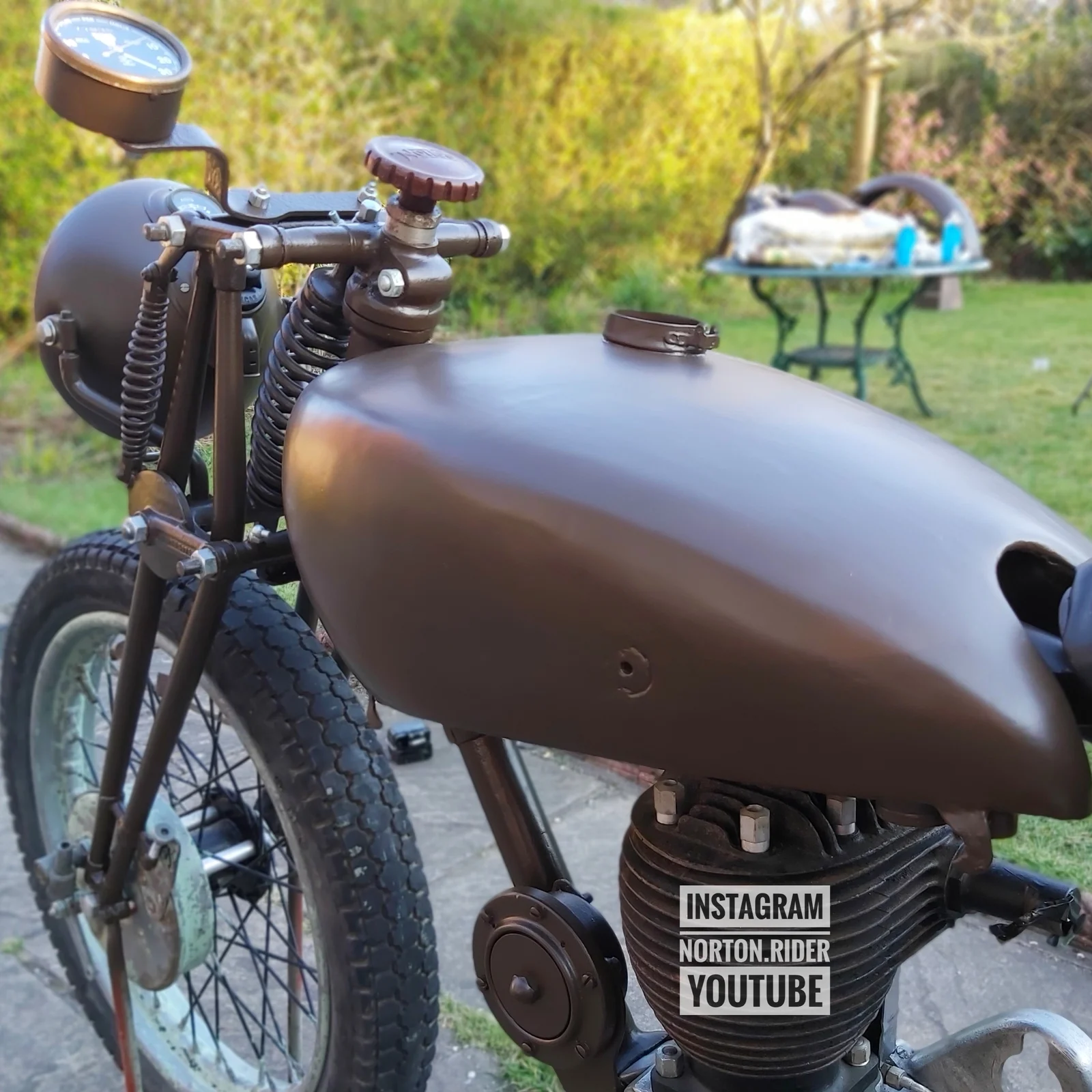 Rescuing my WD WW2 Norton 16H