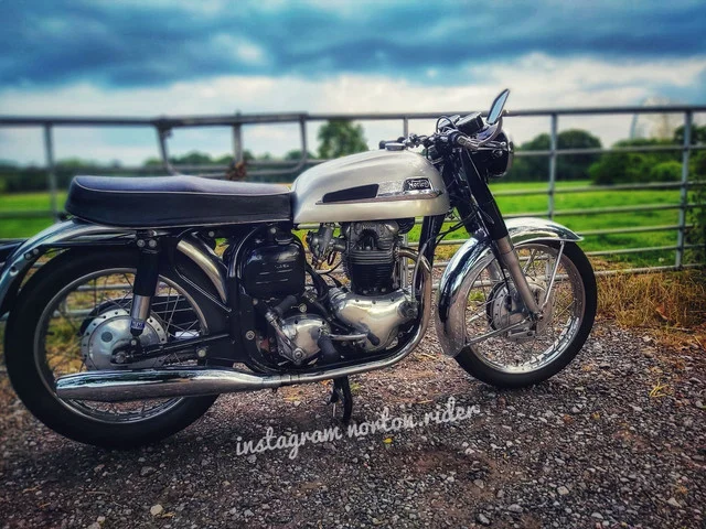 22 year old and my first norton 650 ss :) from england