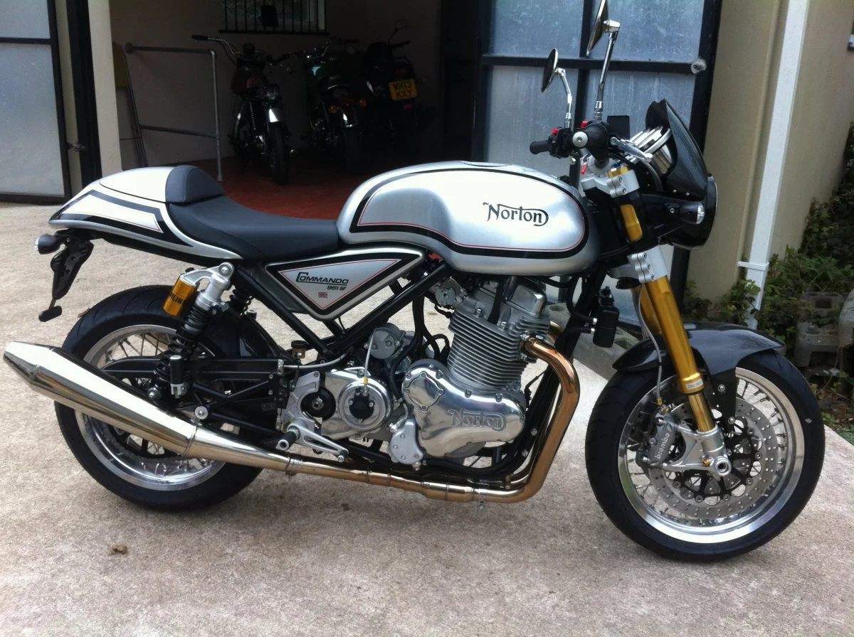 Pictures of your Norton 961