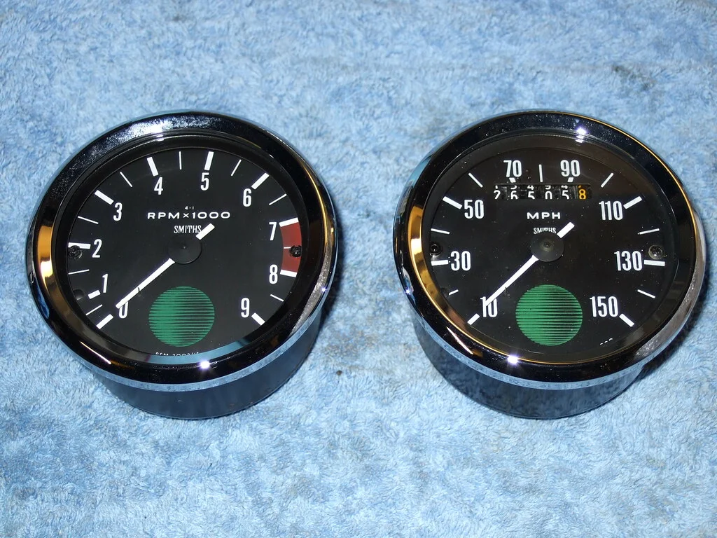 Who Rebuilds Smiths Gauges?