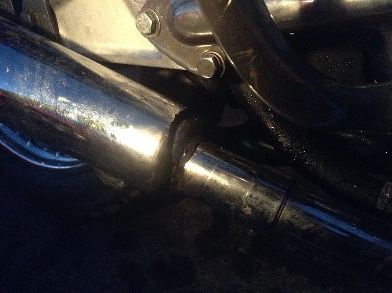 My Norton, and "why do mufflers crack?"...