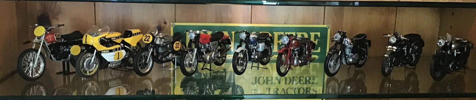 Scale model motorcycle