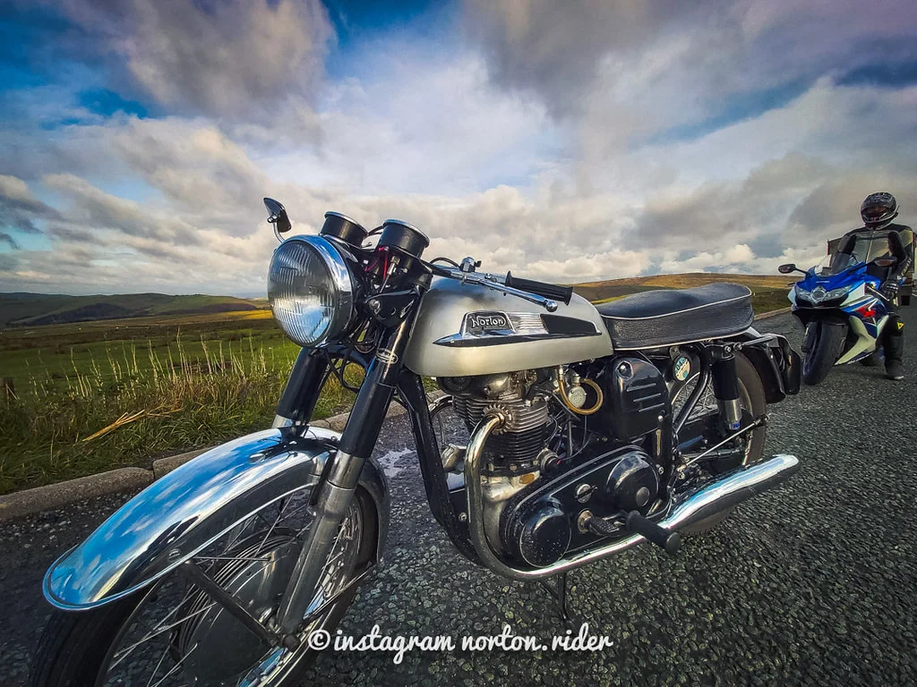 22 year old and my first norton 650 ss :) from england