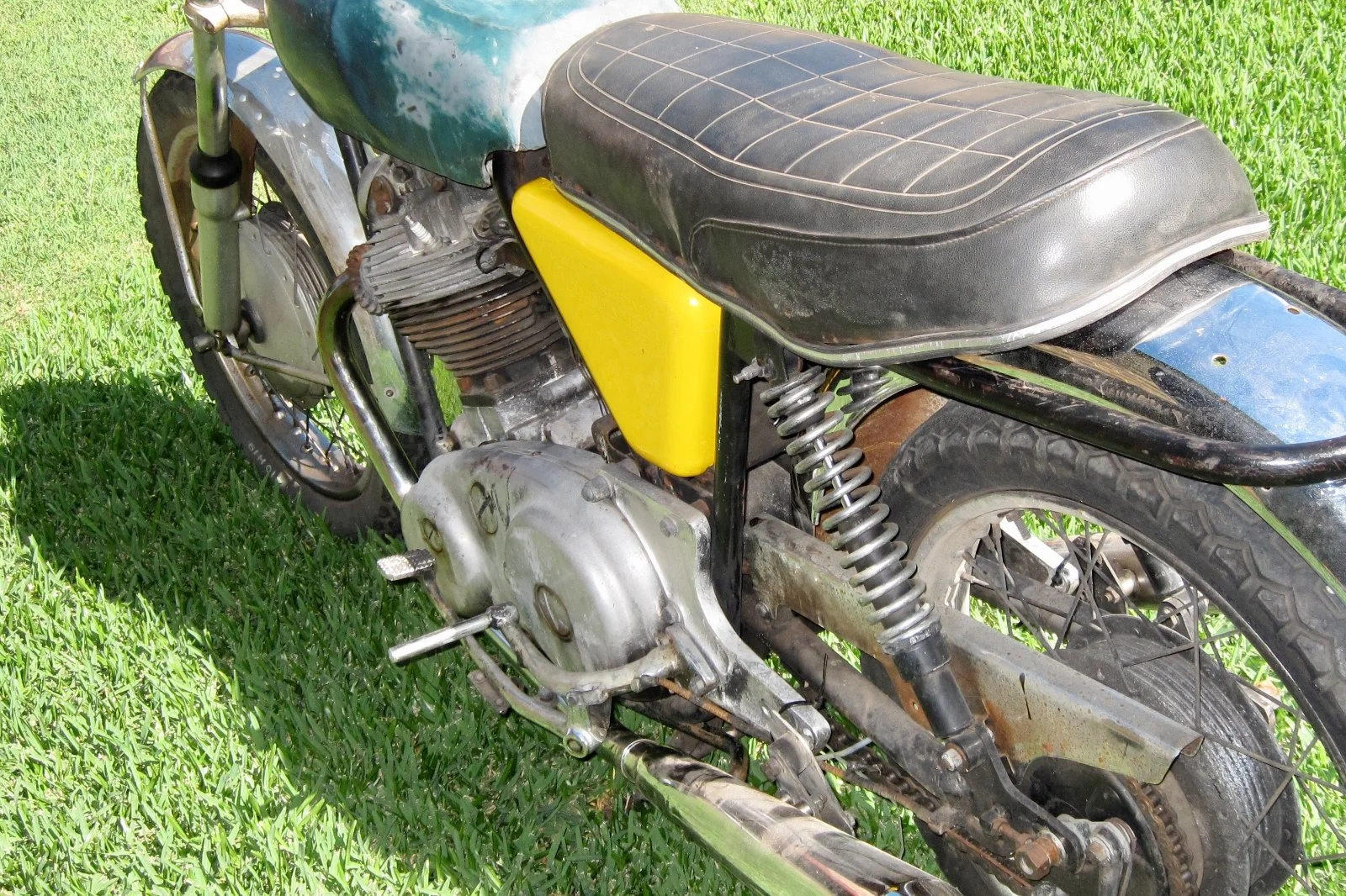 '71 750 Commando Rebuild