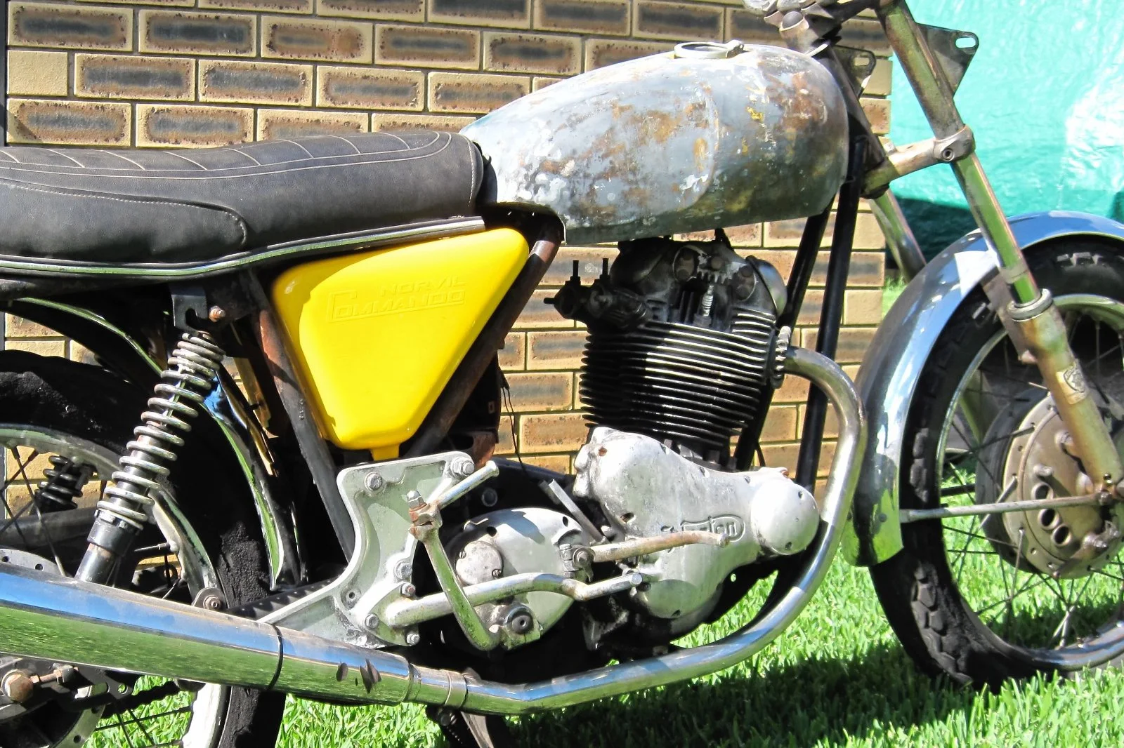 '71 750 Commando Rebuild