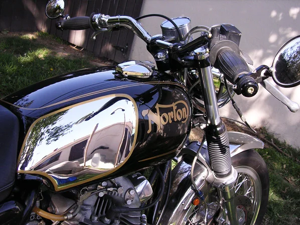 Overkill Bill's 1970 Norton Commandado