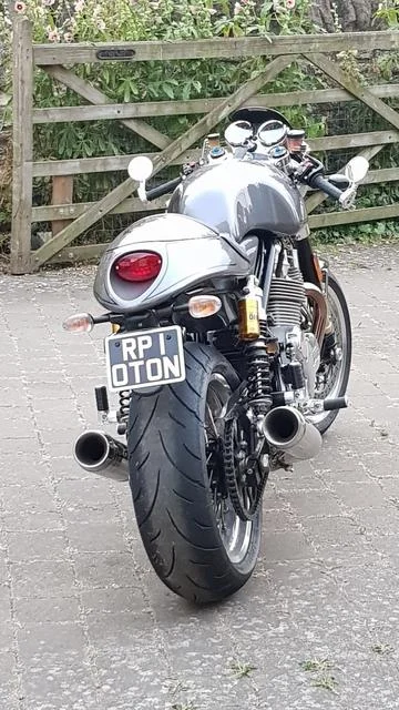 Pictures of your Norton 961