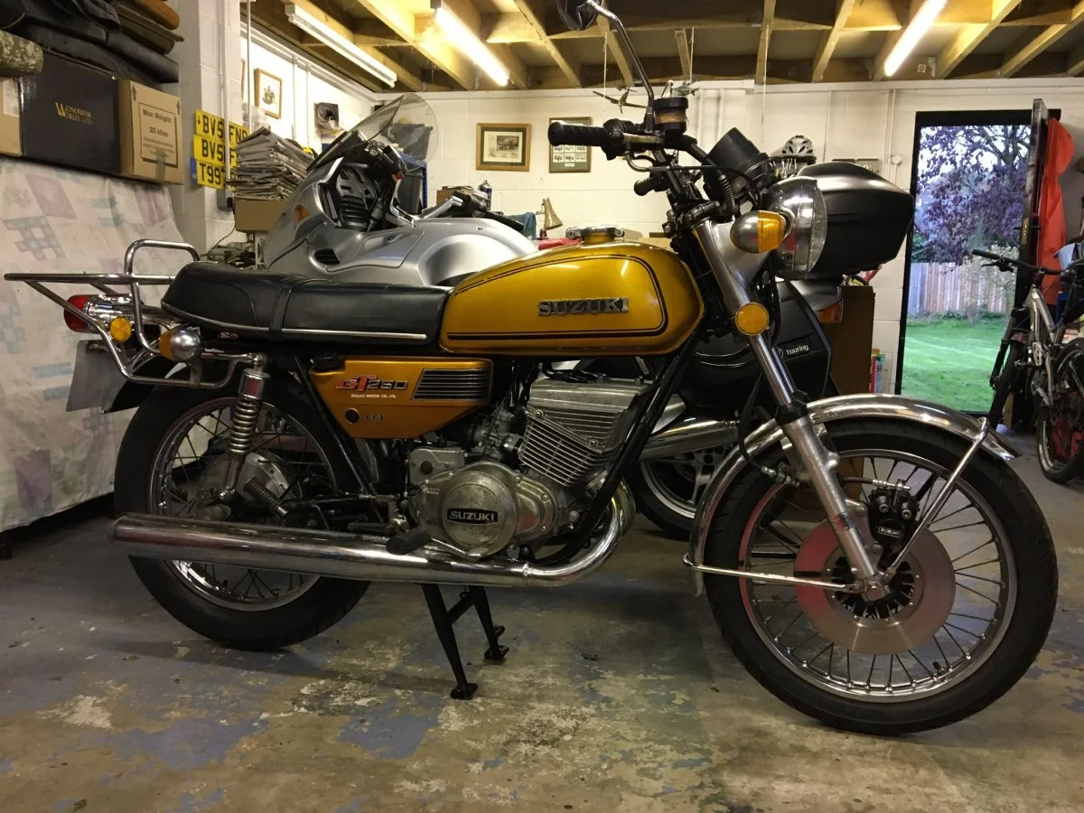 Pictures of your Norton 961