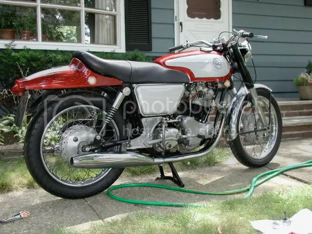 earliest surviving Norton Villiers commando