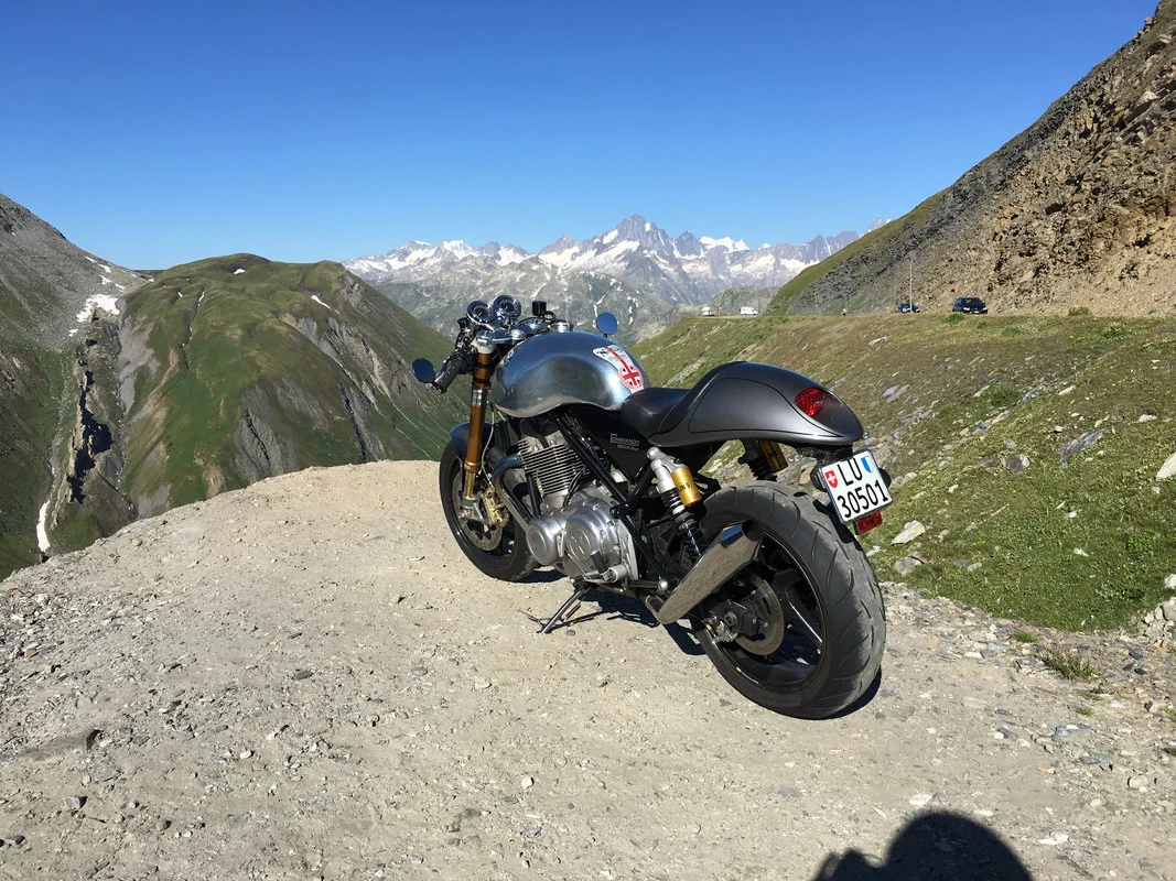 Pictures of your Norton 961