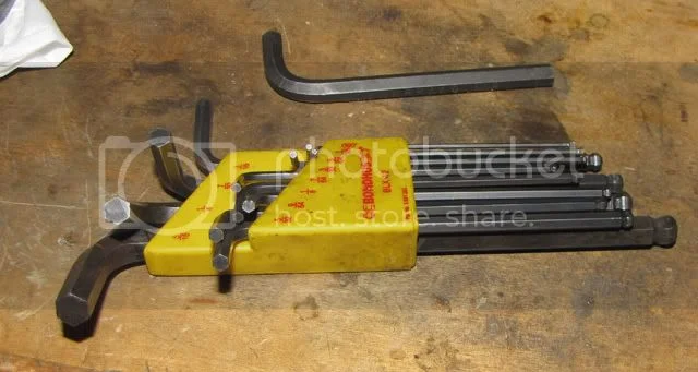 Gear Puller & Other Secial Tools.