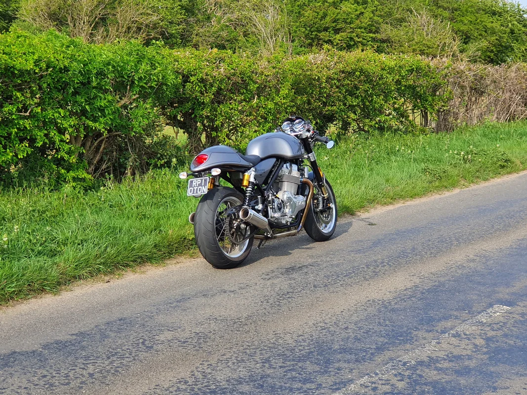 Pictures of your Norton 961