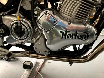 Pictures of your Norton 961