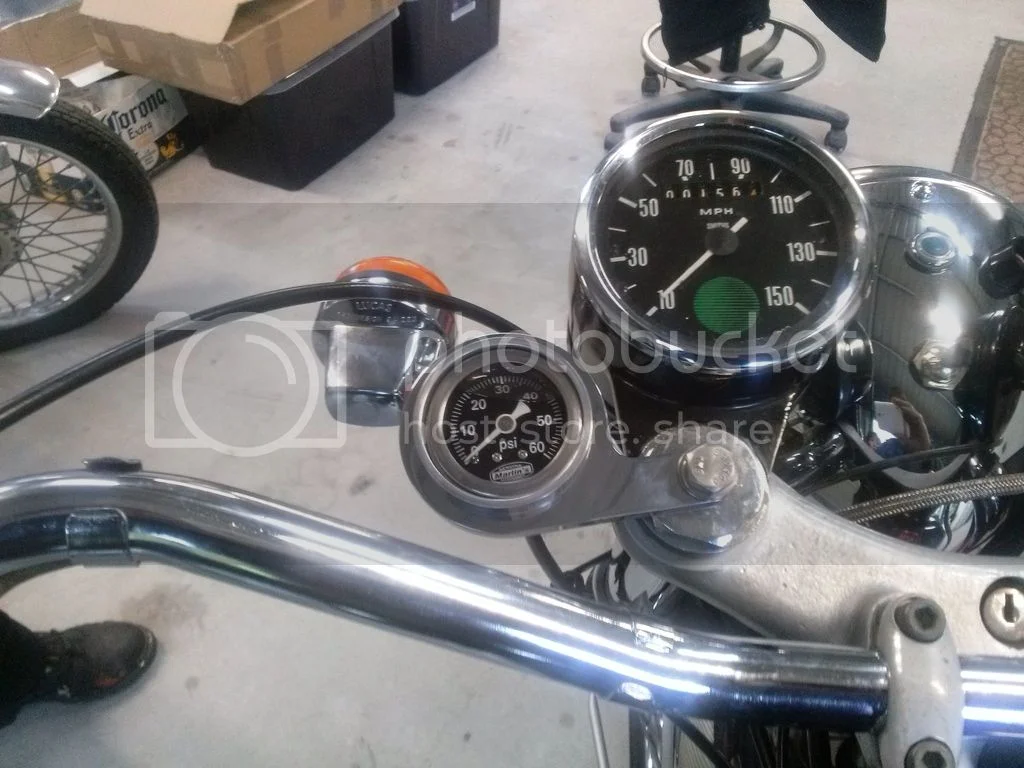 Electric Oil Pressure Gauge (2016)