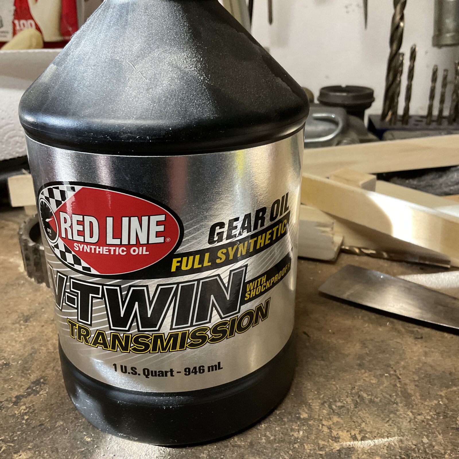 Red Line Synthetic Oil. Chain Lube with ShockProof