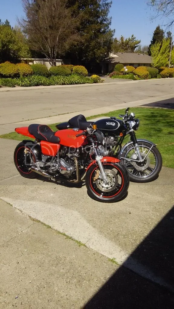 1971 Single sided swingarm fastback (2011)