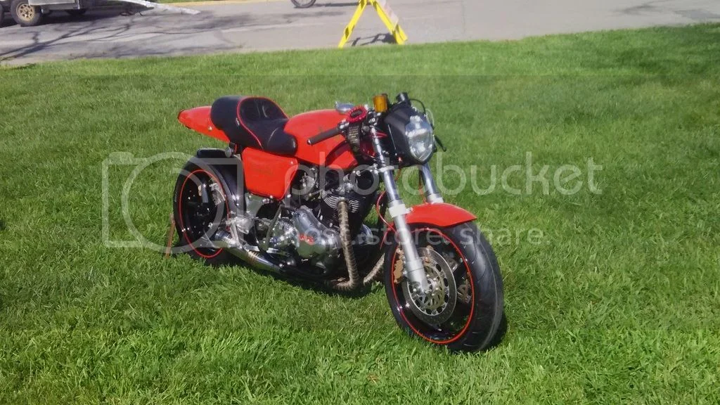 1971 Single sided swingarm fastback (2011)