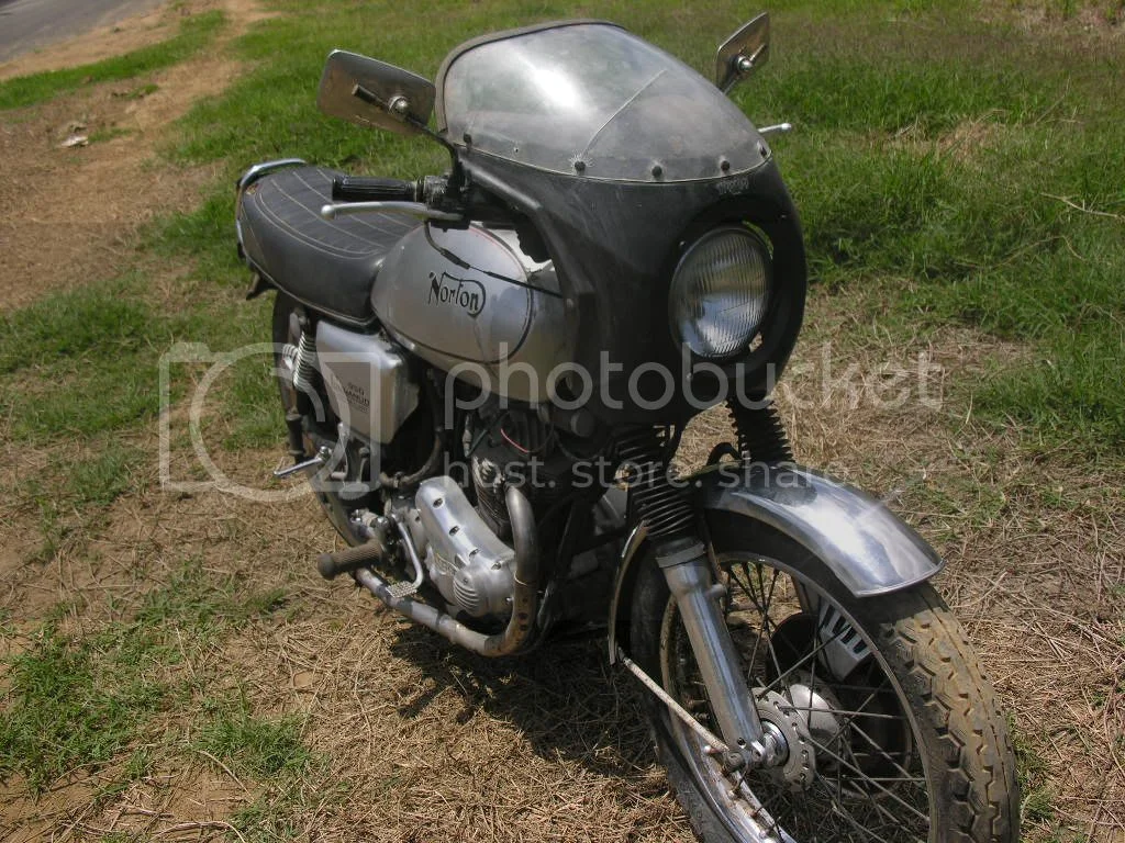 Norton commando 850 interstate