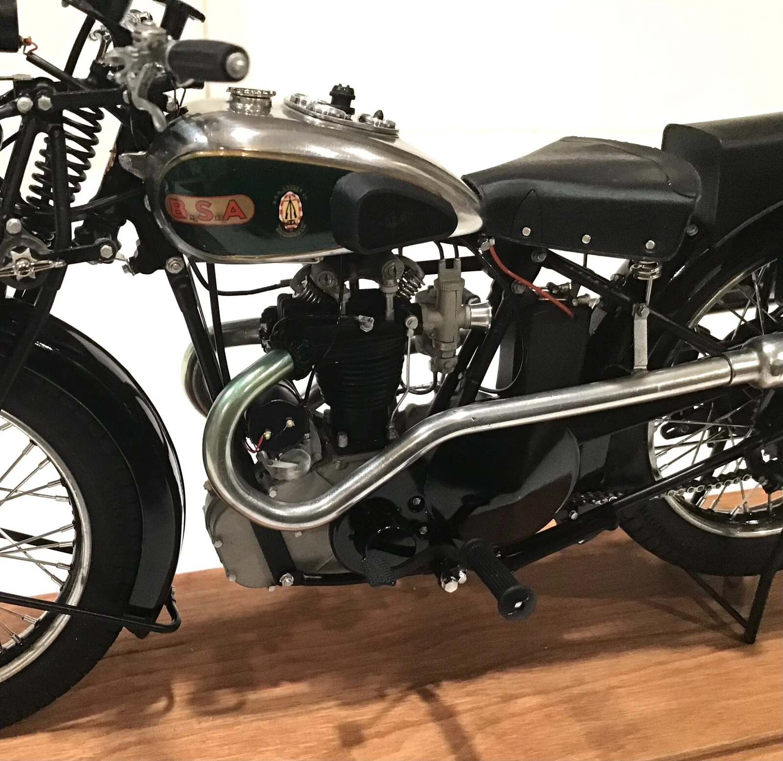 Scale model motorcycle