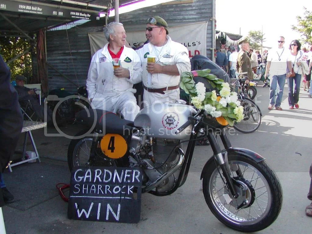 Thruxton Production Race 1962