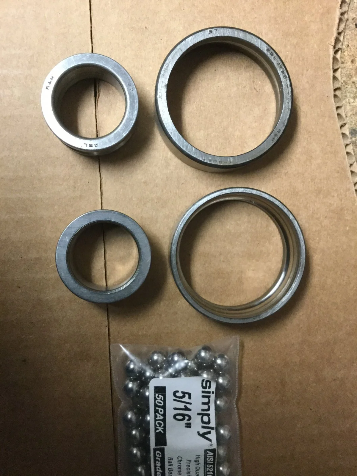 1969 commando Roadster steering yoke bearings