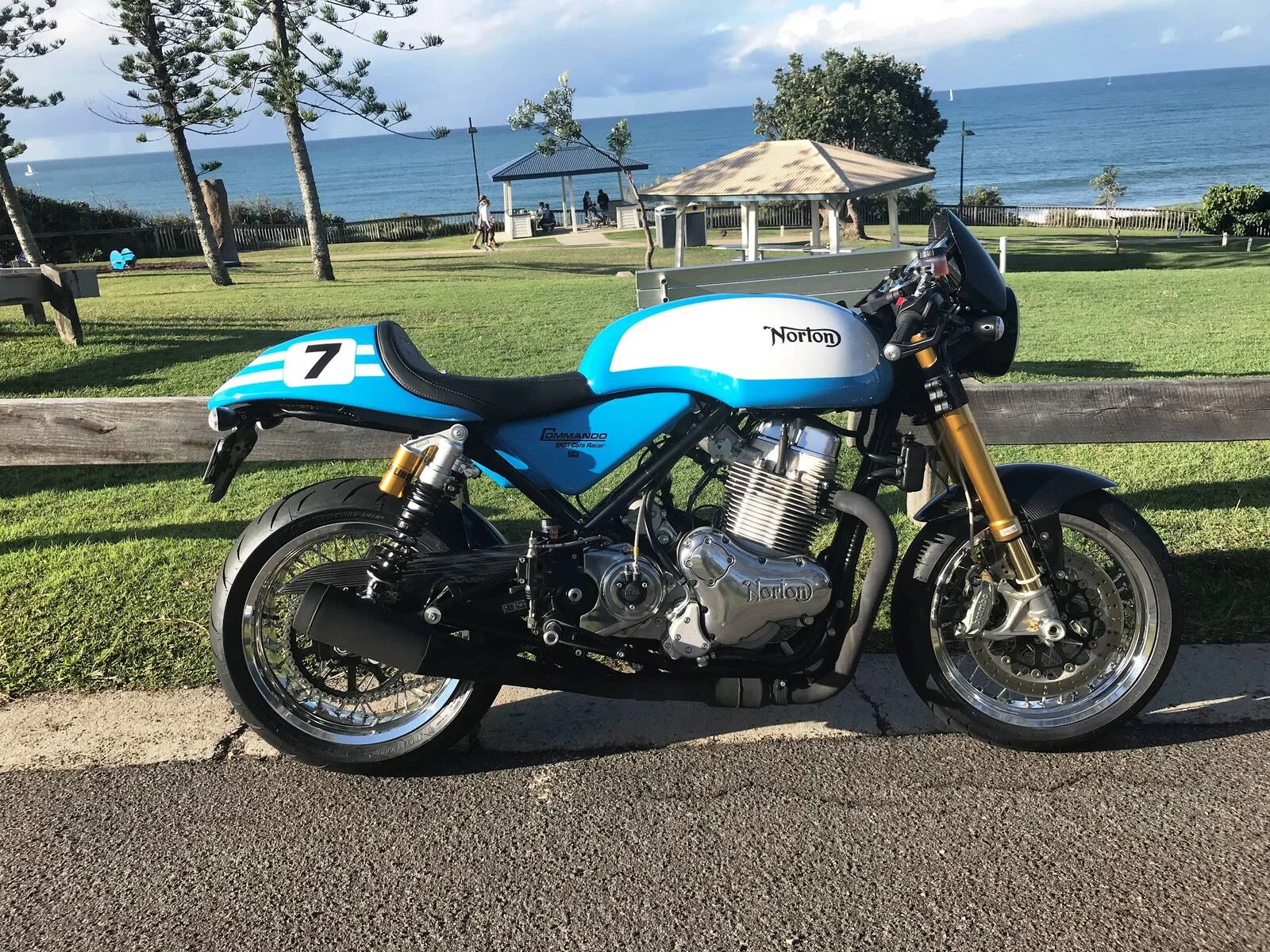 Pictures of your Norton 961