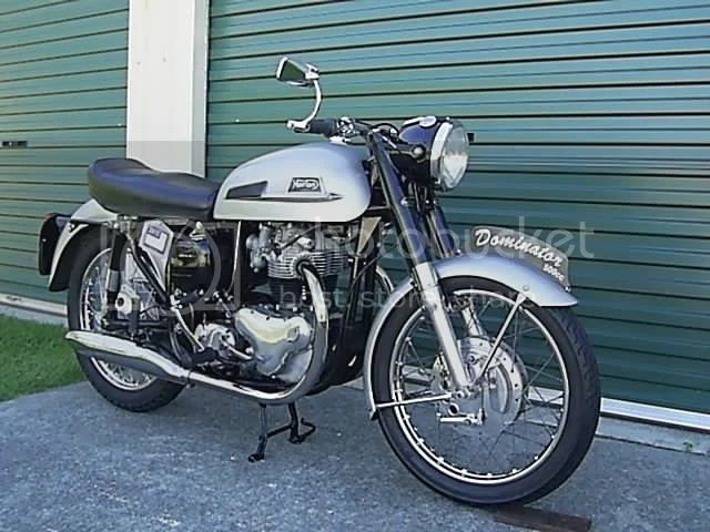 Previous Norton owner "newbie" from Australia, saying "Hi"