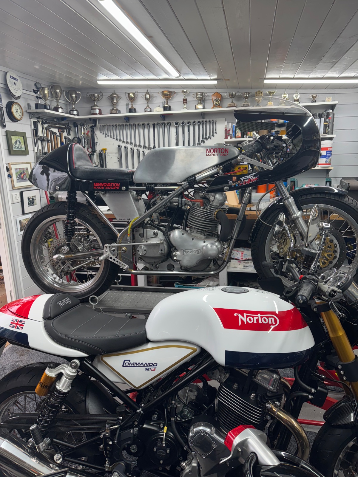 Pictures of your Norton 961