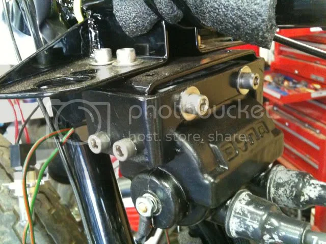 Dyna Coil Mount