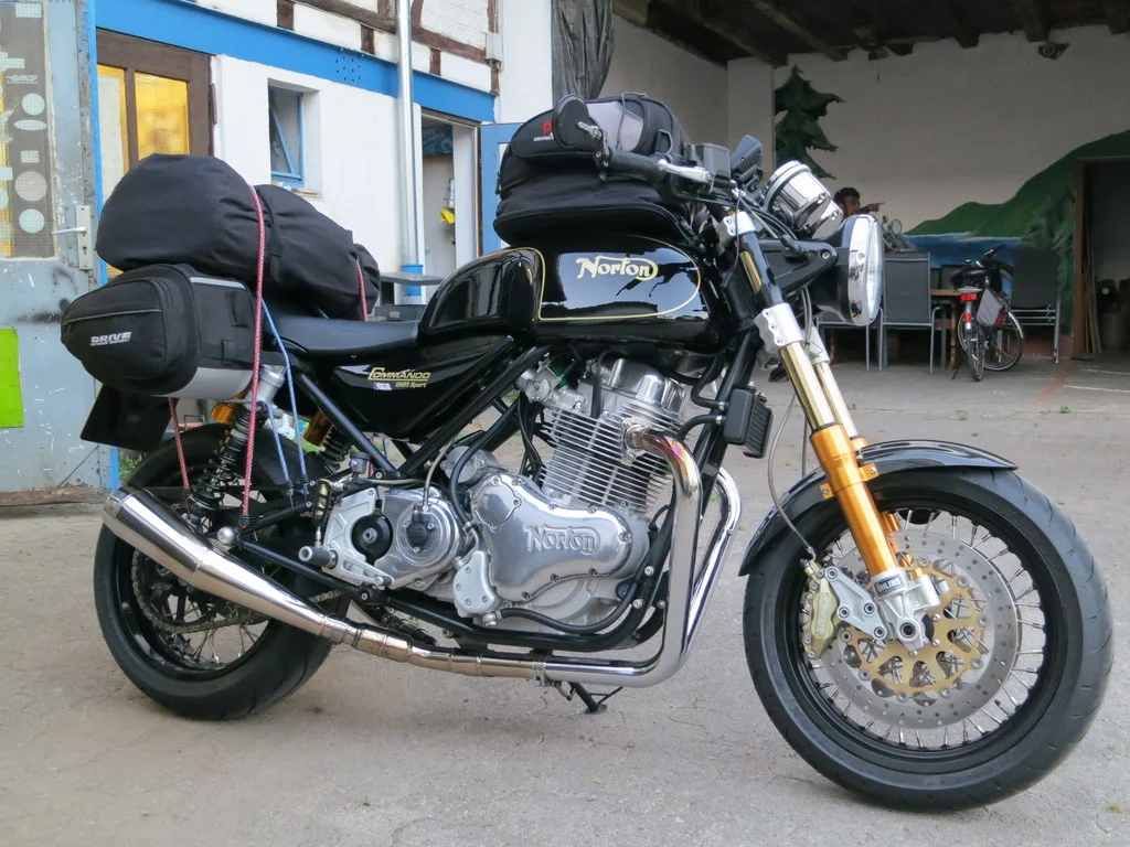 Pictures of your Norton 961