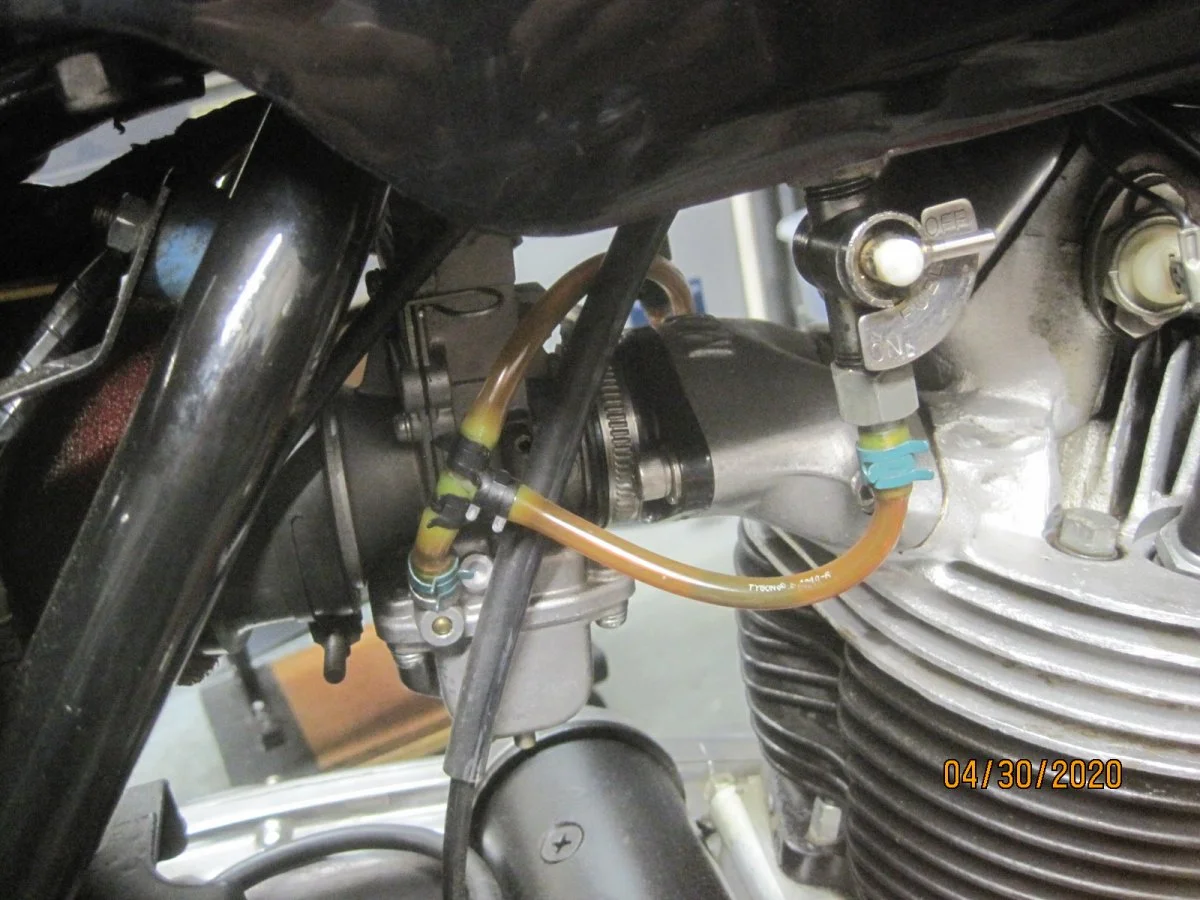 Fuel lines with a Mikuni  How to run them?