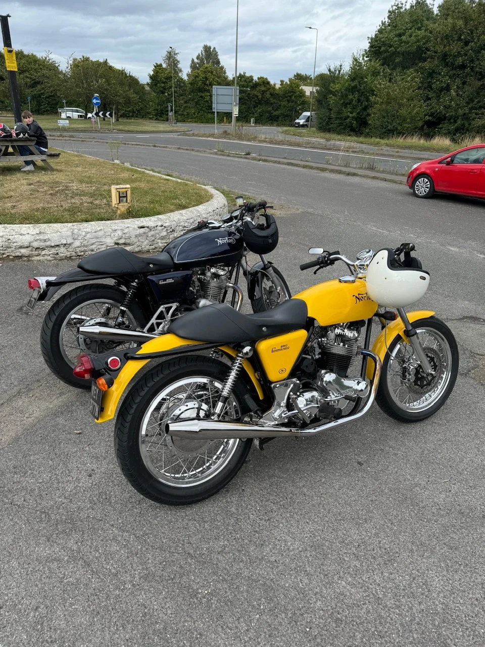 cNw #101 Norton Commando 850