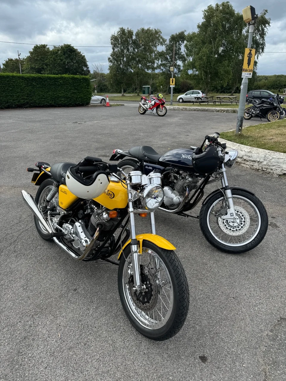 cNw #101 Norton Commando 850