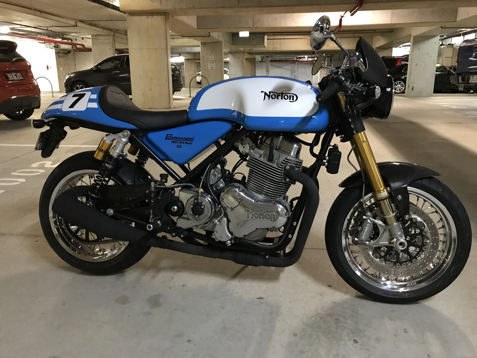 Pictures of your Norton 961