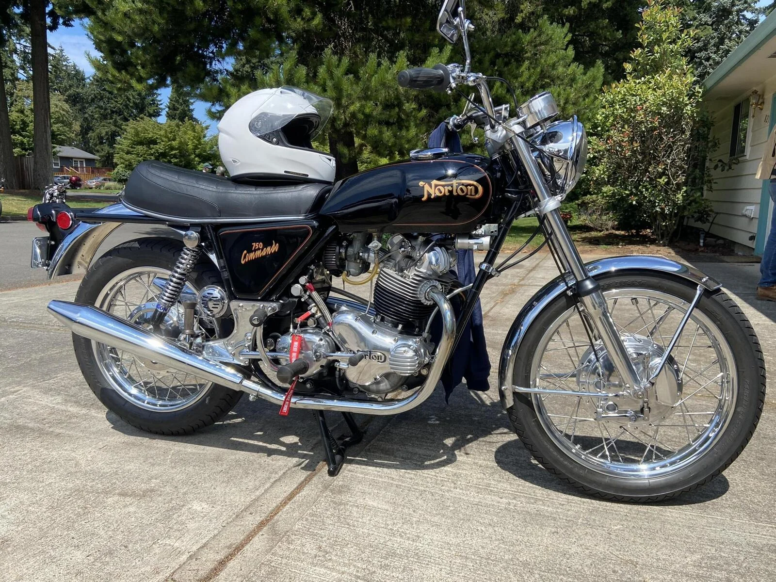 Oregon Norton Club August Meeting