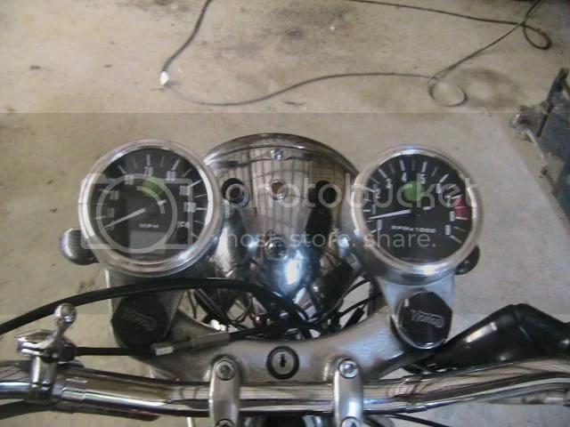 GPS speedo and electronic tach...Green Globe