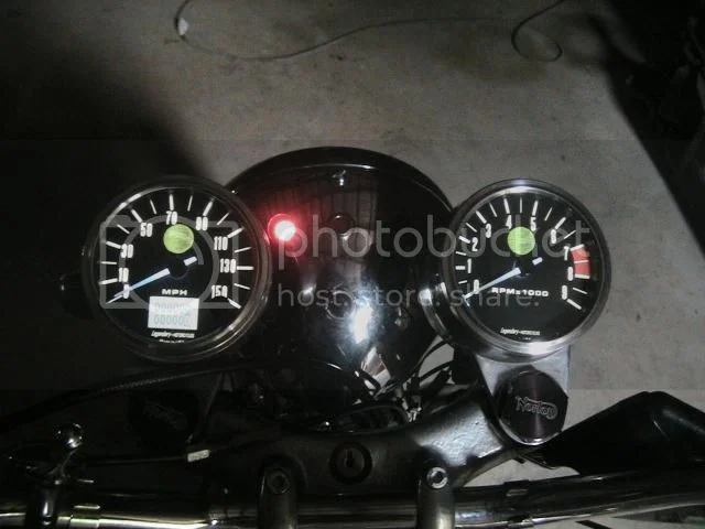 GPS speedo and electronic tach...Green Globe