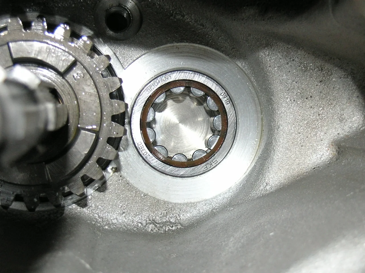 Shielded Mainshaft Bearing