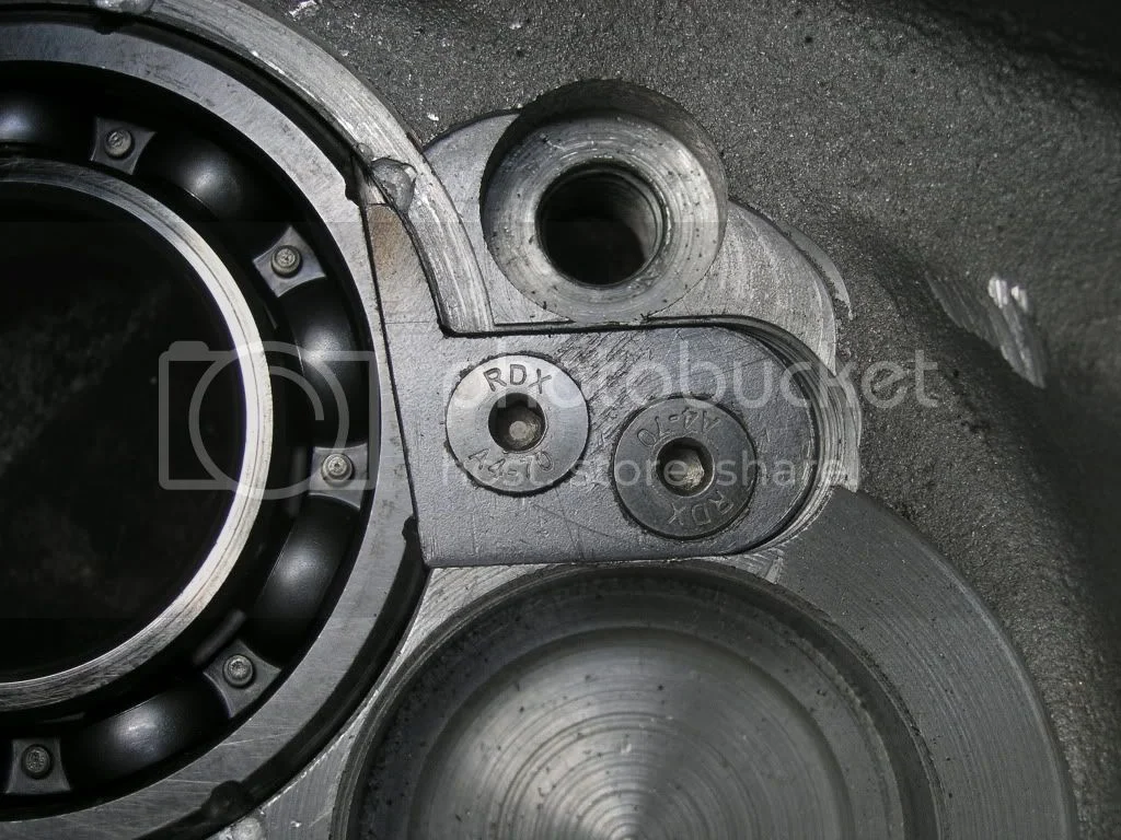 Gearbox crack