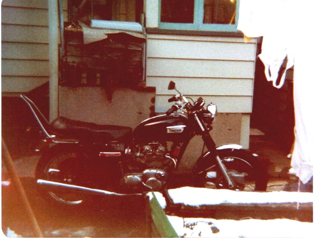 Pictures of your Triumph T160 or similar .