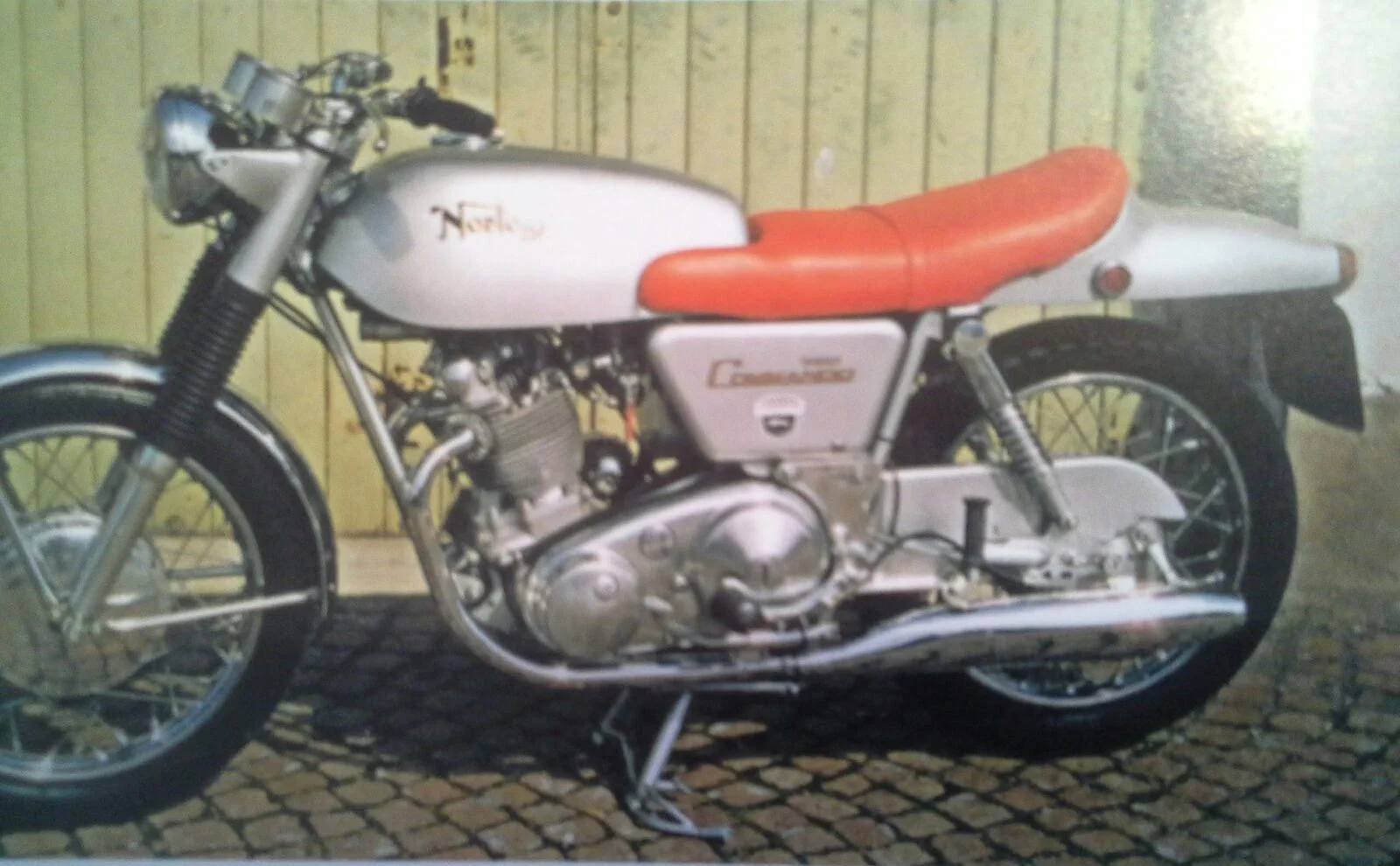 Norton Commando 1968