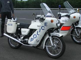 Norton shop commando interpol