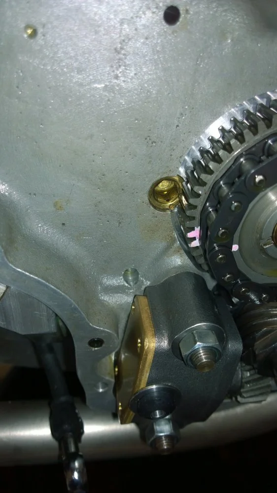 Worn oil pump worm gear